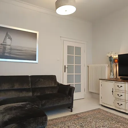 Perlowy Apartment *